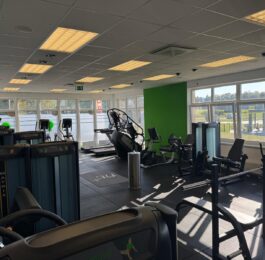 Cardiobereich mit Laufbändern – fit+ Eggelsberg